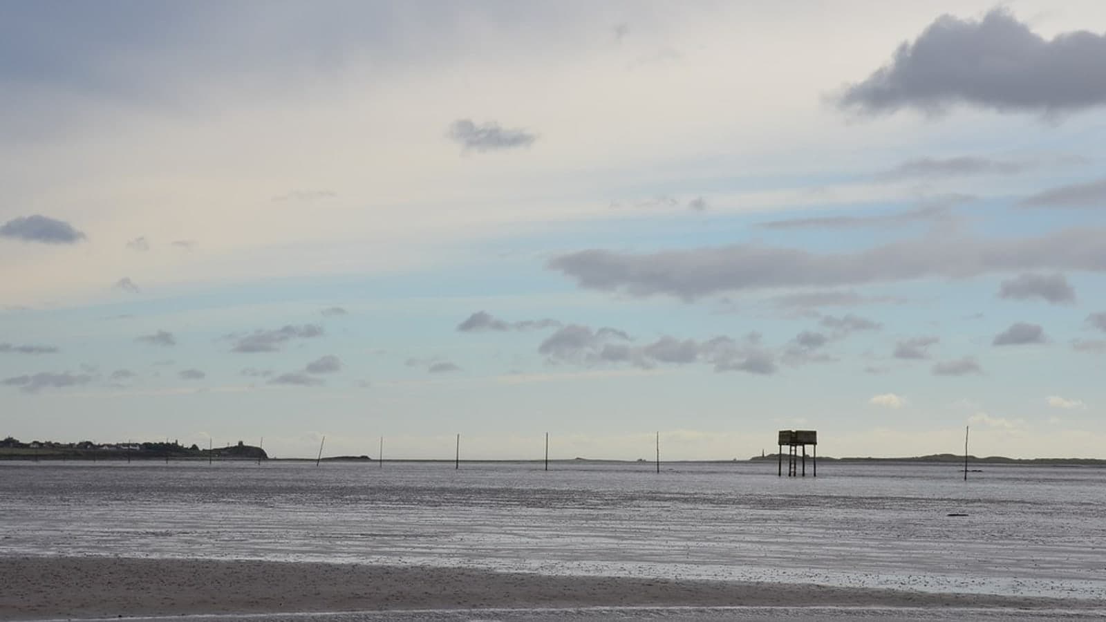 Wiki File:Refuge box on the Pilgrims' Route to Lindisfarne box on the to Jim Barton Wikimedia Commons box on the to box on the to Jim box… — file photograph