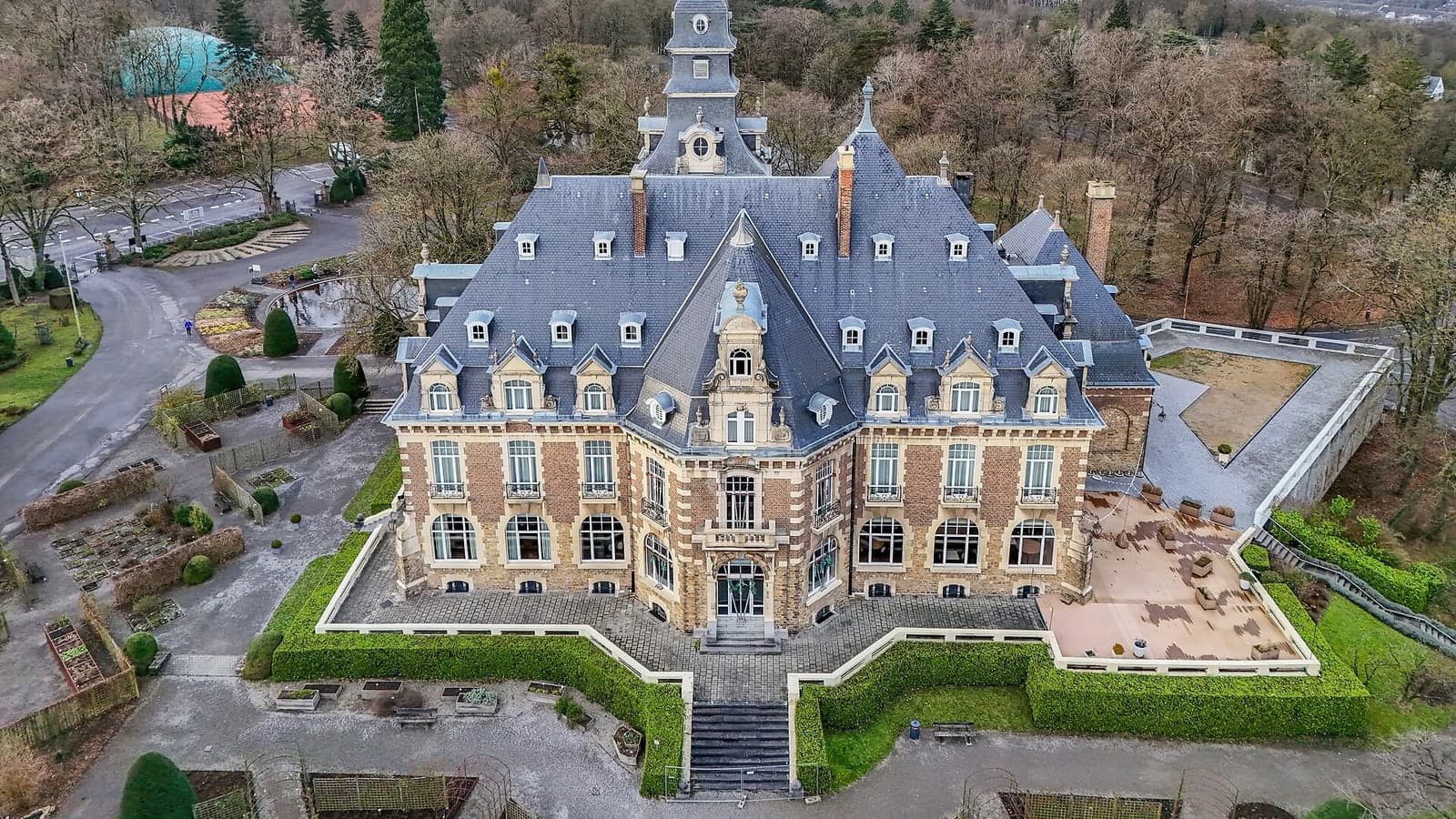 Wiki File:1000 Château de Namur Photo by Giles Laurent de by Wikimedia Commons de by de by de by de by de by de by de by de by de by de by… — contextual file photograph
