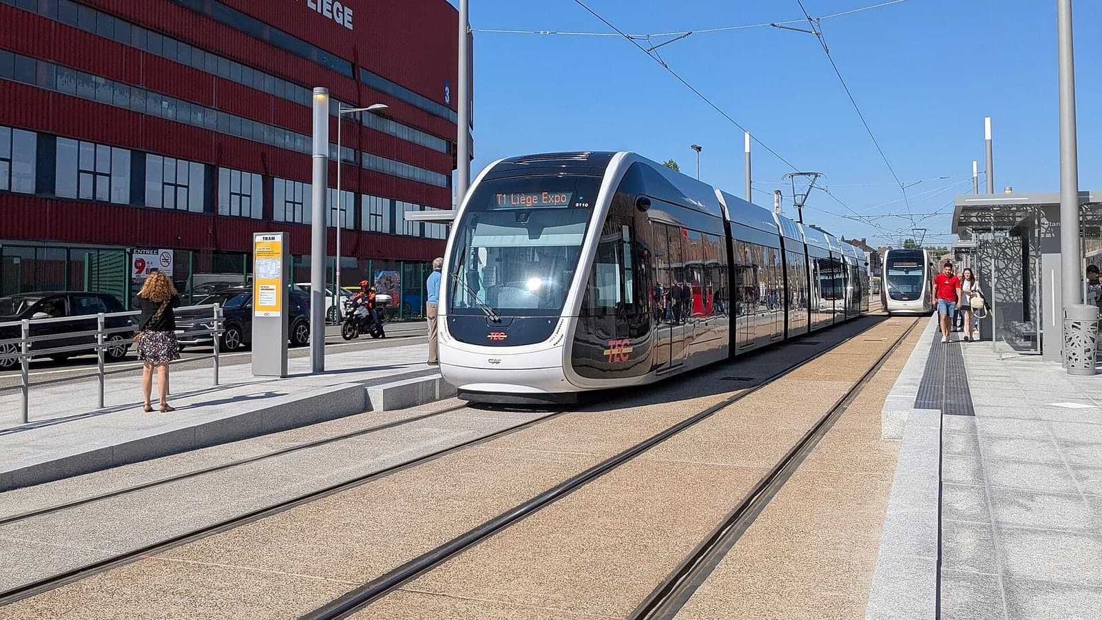 Wiki File:Vue d'un tram Sclessin Standard Metrophil Wikimedia Commons — file photograph